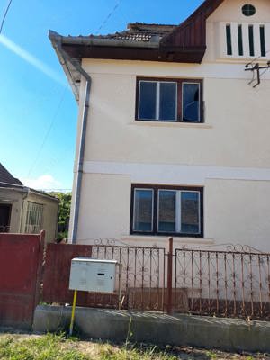 Vand casa duplex (toata sau o jumatate  ) in Custelnic - imagine 5