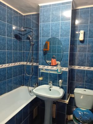 Vând apartament cu 2 camere mobilat