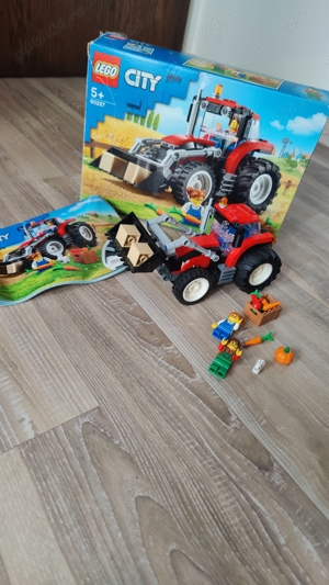 LEGO City 60287 - Tractor