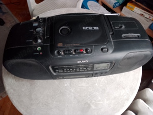 Combina muzicala Sony, radio, CD, casetofon