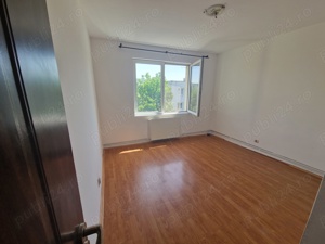 vand apartament 4 4  - imagine 10