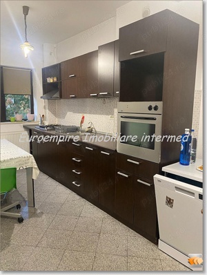 Apartament 3 camere de inchiriat Piata Ovidiu - imagine 12