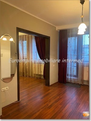 Apartament 3 camere de inchiriat Piata Ovidiu - imagine 13