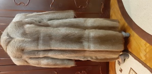 Haina lunga blana de nutrie - imagine 5