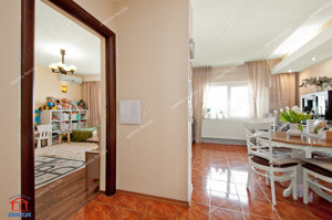 Vanzare apartament cu 3 camere , zona Micro 20, sup.77 mp,  pret 89900 euro, complet - imagine 4