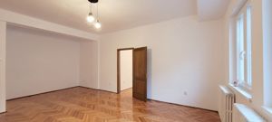 De vânzare apartament renovat cu 2 camere pe strada Horea - imagine 9