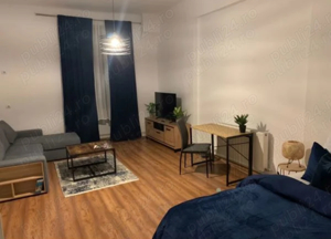 De vânzare apartament 2 camere Ultracentral clădire istorică  - imagine 5