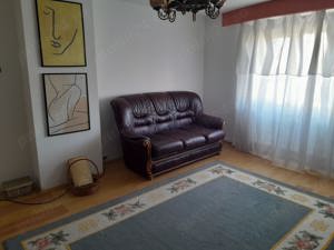 Apartament de vanzare 4 camere Tecuci, Zona Vile - imagine 2