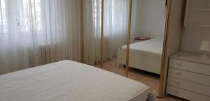 2 camere Mosilor, stradal - imagine 6