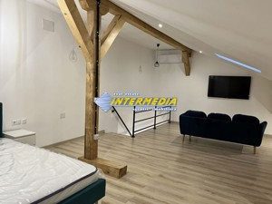 Inchiriere Apartament cu 3 camere bloc Nou mobilat si utilat modern parcare Alba Iulia Centru - imagine 9