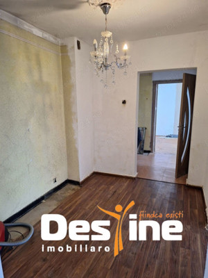 Apartament 3C, Podul Ros bd. N. Iorga 70 mp-105k,decomandat - imagine 6