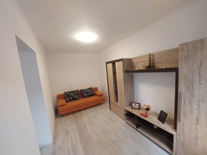 Inchiriez Apartament renovat Nou langa Vivomall - imagine 2