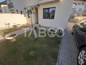 Casa de vanzare in Arhitectilor Sibiu cu carport terasa curte - imagine 16