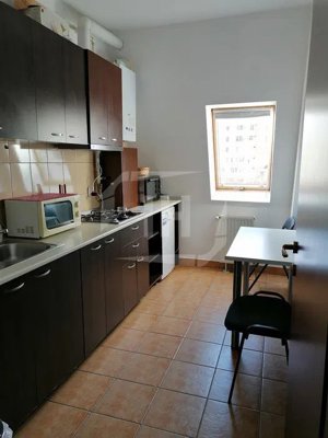 Apartament 2 camere, decomandat, Central zona Piata Mihai Viteazul - imagine 6