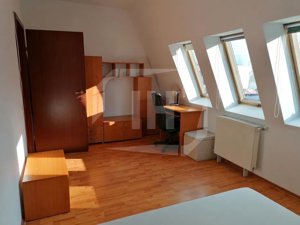 Apartament 2 camere, decomandat, Central zona Piata Mihai Viteazul - imagine 2