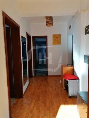 Apartament 2 camere, decomandat, Central zona Piata Mihai Viteazul - imagine 8