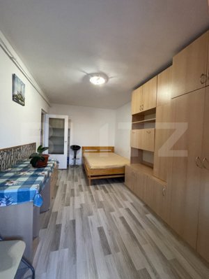 Garsoniera, 25 mp, centrala proprie, balcon, zona Iris 