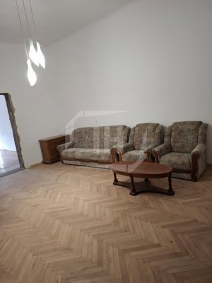 Apartament cu 2 camere, pretabil pentru birou, in zona Republicii - imagine 2