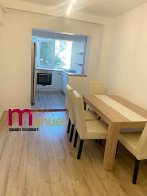 Apartament 2 camere,str.Victoriei,etaj 1 - imagine 2