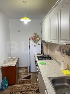 Apartament 3 camere, 66mp, zona Cugir - imagine 3