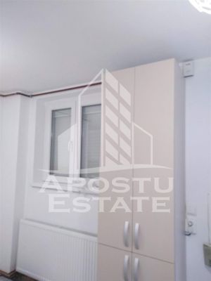 Apartament cu 2 camereultracentralrenovat totul nou - imagine 9