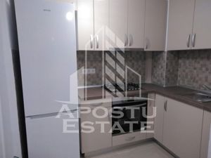 Apartament cu 2 camereultracentralrenovat totul nou - imagine 3