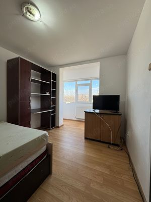 De inchiriat apartament 3 camere, in Galati, Micro 19, mobilat si utilat - imagine 2