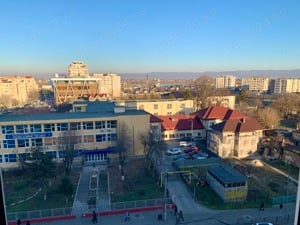 Persoană fizică vând apartament ultracentral!!! Panoramic view ! - imagine 7