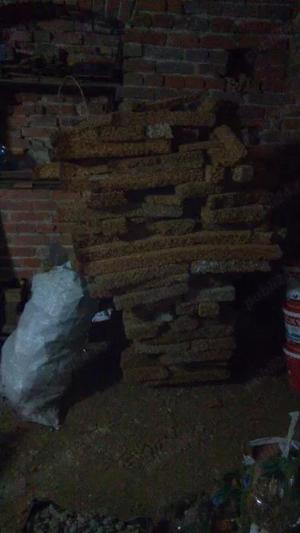 Pluta naturala aglomerata, bucati ramase, grosime 5 cm sau schimb