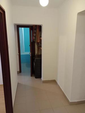 Apartament 3 camere de vanzare Drumul Taberei . - imagine 2