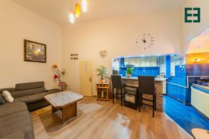 Apartament la casă cu loc de parcare Aradul nou - imagine 3