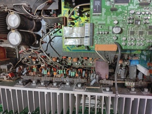 Amplituner Denon avr-1908 defect - imagine 5