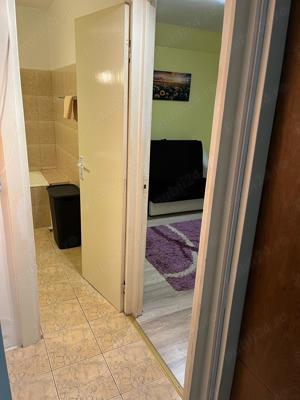 persoana fizica , inchiriez apartament 2 camere , zona Cora, fara intermediari - imagine 6