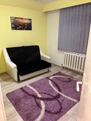 persoana fizica , inchiriez apartament 2 camere , zona Cora, fara intermediari - imagine 4