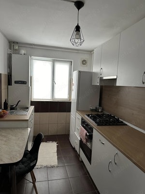 PF închiriez apartament cu 2 camere - imagine 6