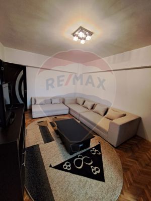 Apartament cu 3 camere de închiriat în zona Ultracentral - imagine 2