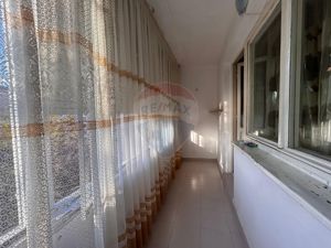 Apartament cu 3 camere de închiriat în zona Valea Rosie - imagine 8