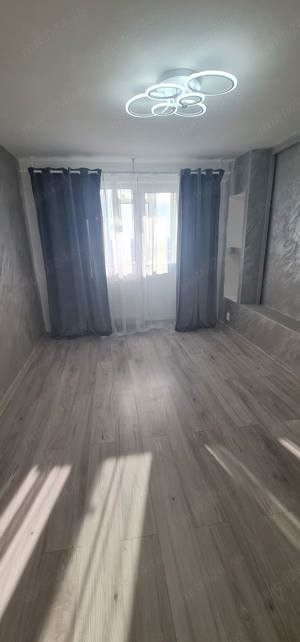 Vand Apartament 3 camere Piata Resita Stradal Sector 4 Bucuresti  Mobilat si  Utilat   - imagine 6