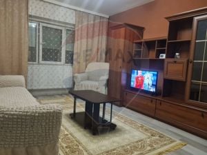 Apartament cu 3 camere de închiriat în zona Tomis Nord Constanta