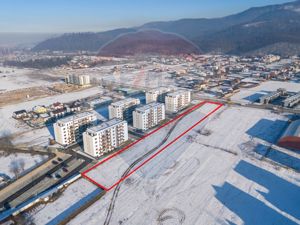 Teren de Vânzare – 5000 mp, Râșnov, Pretabil dezvoltare imobiliara - imagine 3