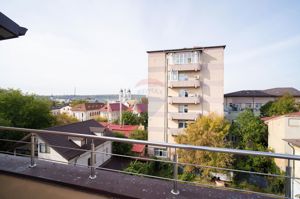 PENTHOUSE ULTRACENTRAL IN BLOC NOU - imagine 4