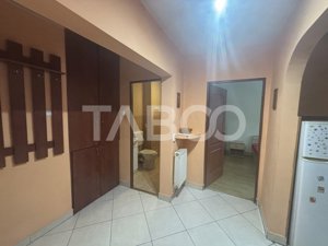 Apartament 2 camere decomandat zona Vasile Aaron 48mp utili  - imagine 12