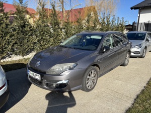 Vând Renault Laguna Diesel 2.0 - imagine 6