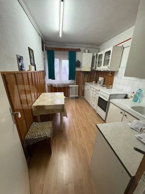 Apartament de vanzare, 3 camere, 70 mp, etaj 3, zona Kaufland-SUD