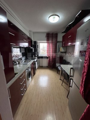 Apartament de vanzare, cu 3 camere, 67 mp, zona UM - imagine 10