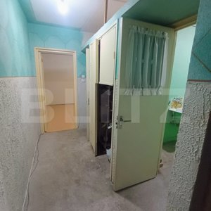 Apartament cu 3 camere, 48 mp, zona Vest  - imagine 5