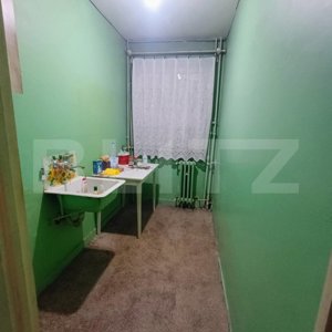 Apartament cu 3 camere, 48 mp, zona Vest  - imagine 6