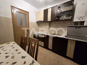 Apartament decomandat de vanzare cu 2 camere balcon boxa Vasile Aaron - imagine 10