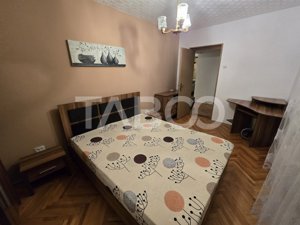 Apartament decomandat de vanzare cu 2 camere balcon boxa Vasile Aaron - imagine 5