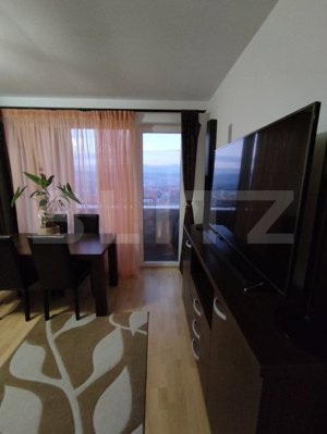 Apartament de vanzare, cu 2 camere, 65 mp, cartier Europa - imagine 2